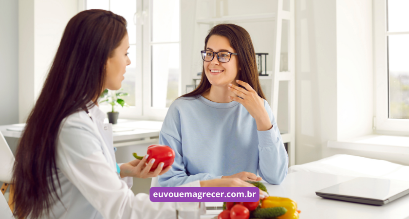 mulher conversando com a nutricionista - Melhores Alimentos para Perder Peso